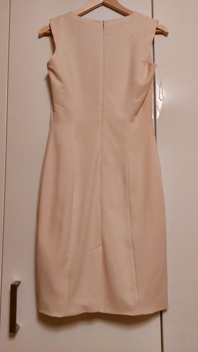 Sukienka rozm. 36 Reserved jasna morela