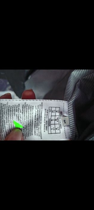 Czarna damska kurtka