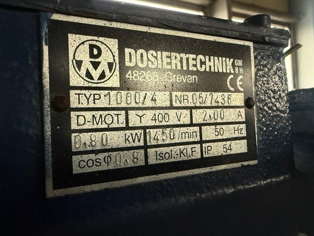 SILNIK WIBRACYJNY 0.8 KW do kosza kruszarki używany