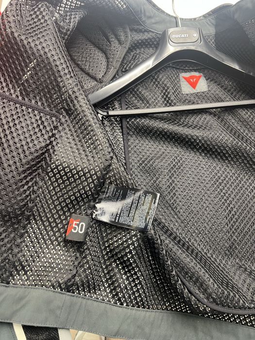 DAINESE kurtka na motor