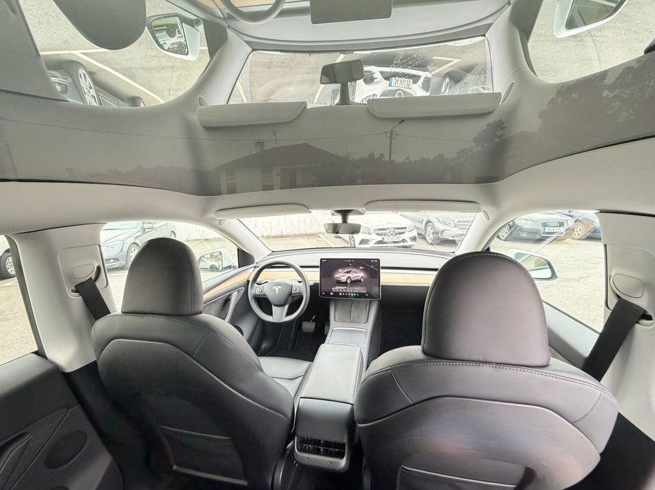 Tesla Model Y Long Range Tração Integral