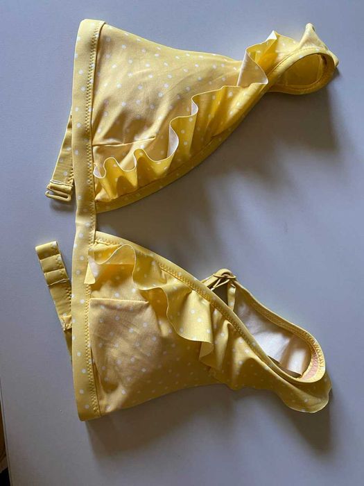 Oysho Желтый купальник  в белый горошек