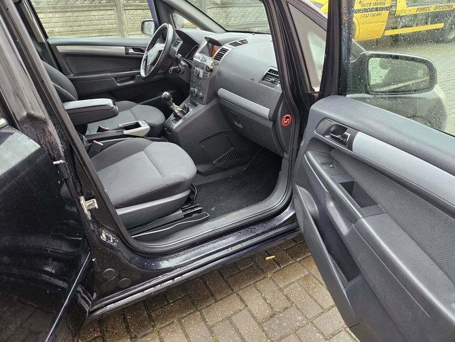 Opel Zafira 2006 рік 1.9 дизель 7 місць