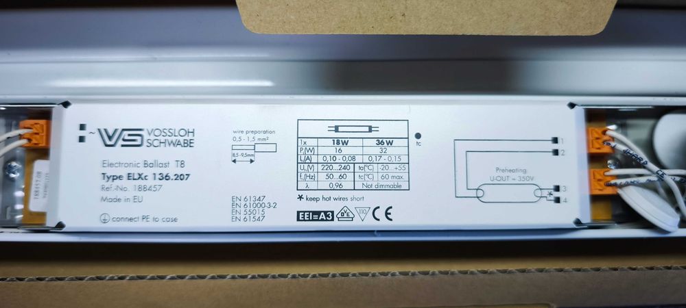 Oprawy/Lampy świetlówkowe T8 Plexiform 1x18W EVG – nowe