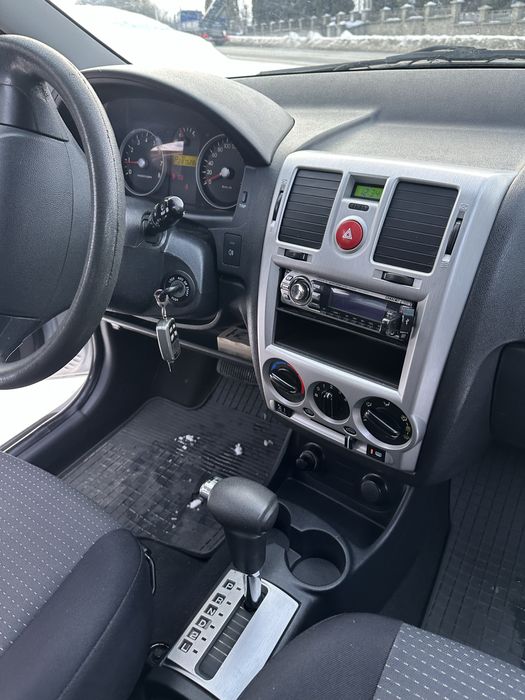 Хюндай гец 2008 року 1.4 бензин Автомат