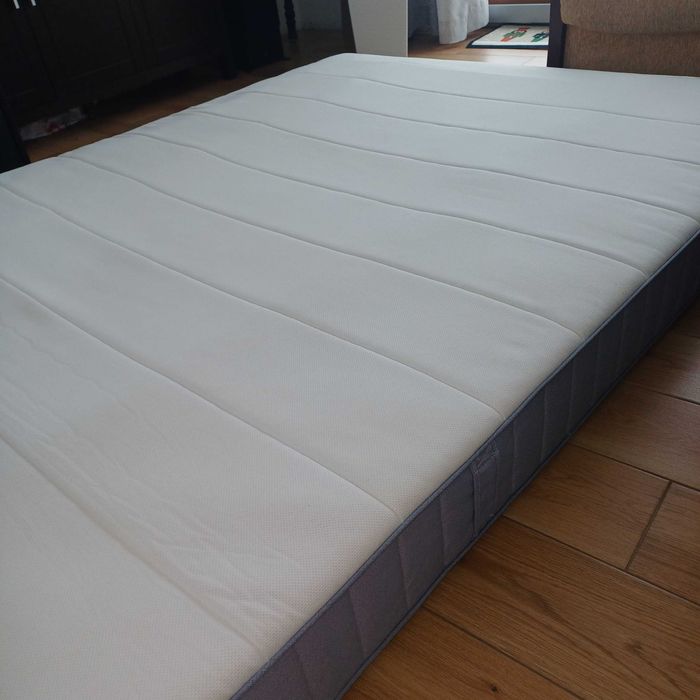 Materac twardy sprężyny kieszeniowe 160x200 Vesteroy