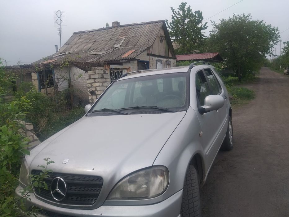 Mercedes-Benz ML 270