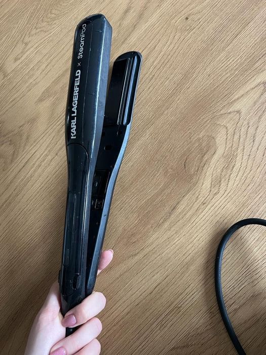 Prostownica Loreal x Karl Lagerfeld Steampod 3.0 z etui