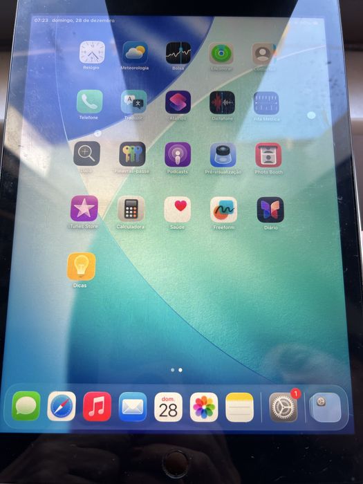 IPad 8 geraçao wifi + celular 128 Gb