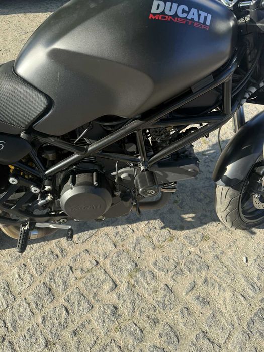 Ducati Monster 695