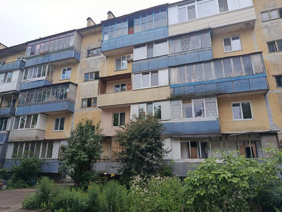 Продаж 2кім квартири Київ вул.Зодчих 6А