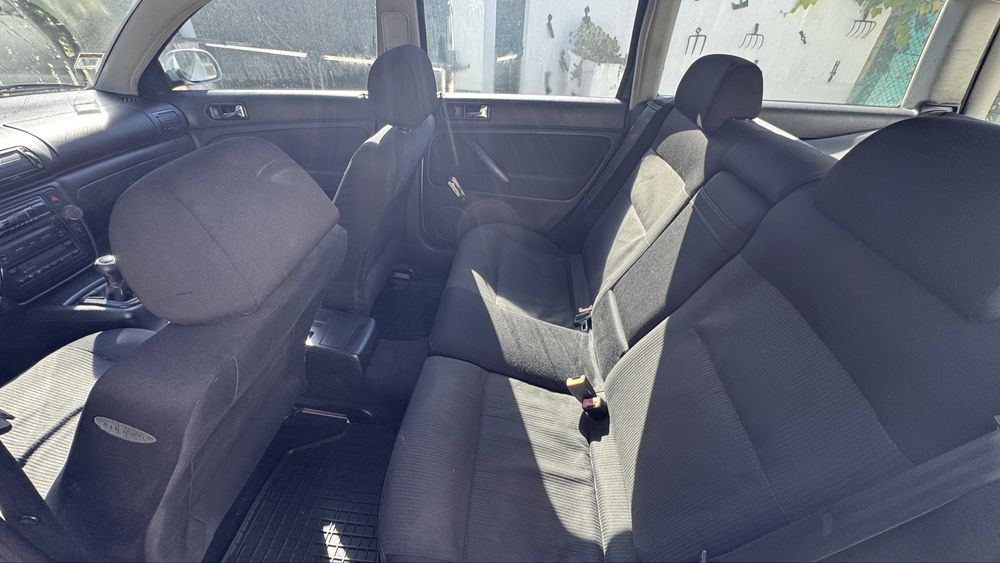 VW PASSAT  variant 130cv