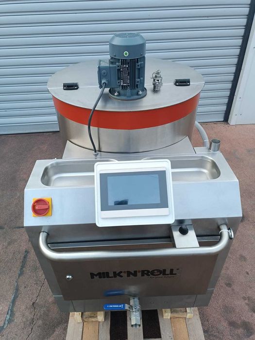 Mleczna Taksówka Milk"N"Roll MOBILE . Wyświetlacz dotykowy.