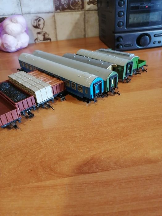 Wagoniki kolejki elektrycznej w skali tt, 10 sztuk