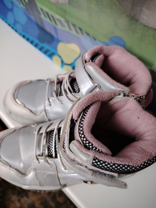 Подам ботинки (весна/осень)