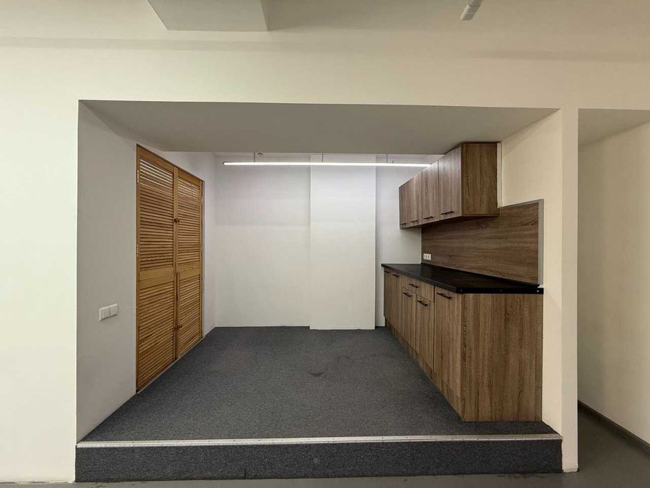 бул.Лесі Українки Офіс 420м Open Space.Метро Печерська.БЕЗ%