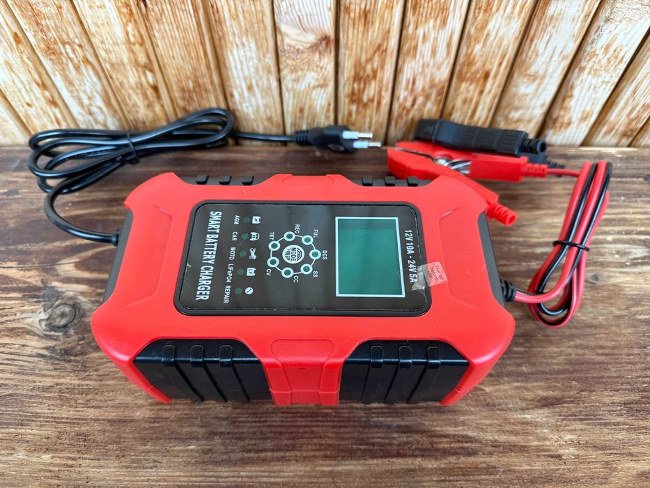 Автоматичний зарядний пристрій FOXSUR 12В/24В ТОПОВА ВЕРСІЯ на 10A