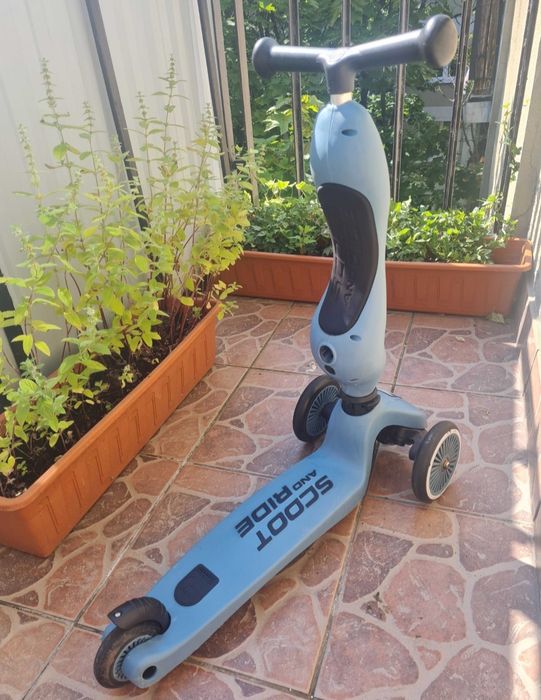 Scoot and ride niebieski