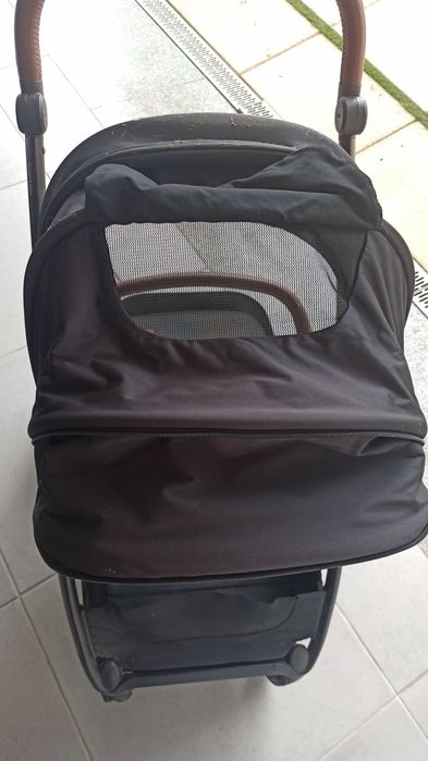 Vendo carrinho de bebé/criança