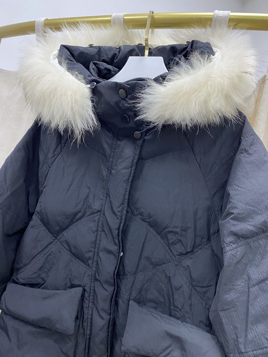 Пуховик зимовий