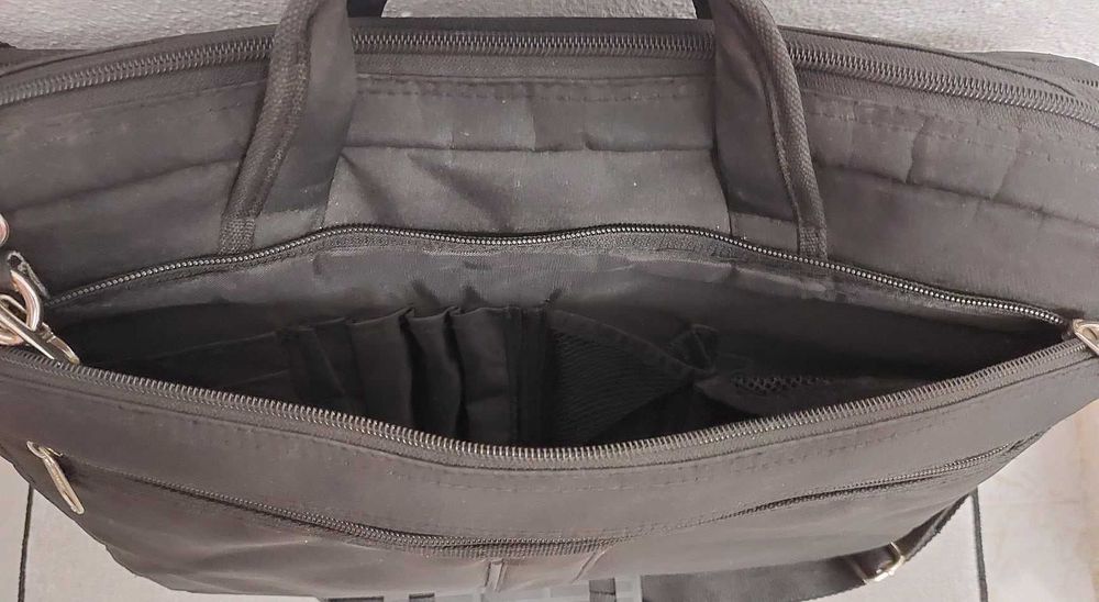 Vende-se Mala Computador Portátil
