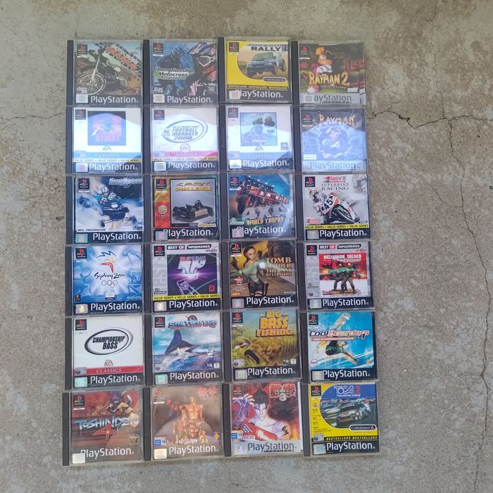 Lote de jogos PS One escala de colecionador