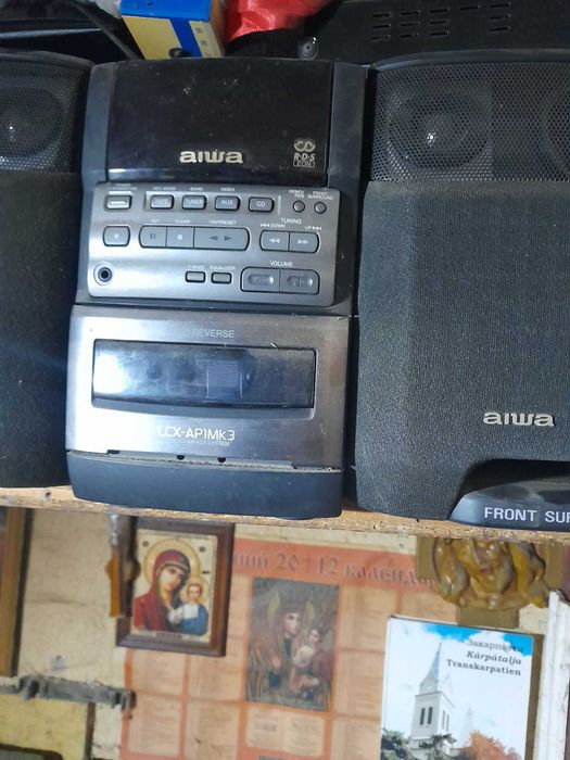 Музичний центр  AIWA. З колонками.