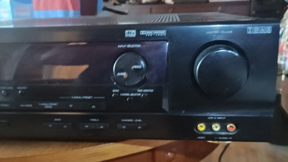 Amplituner z kinem Sherwood bdb