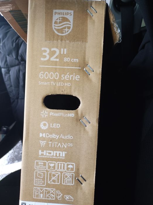 Smart TV Philips de 80 cm, ano 2025,