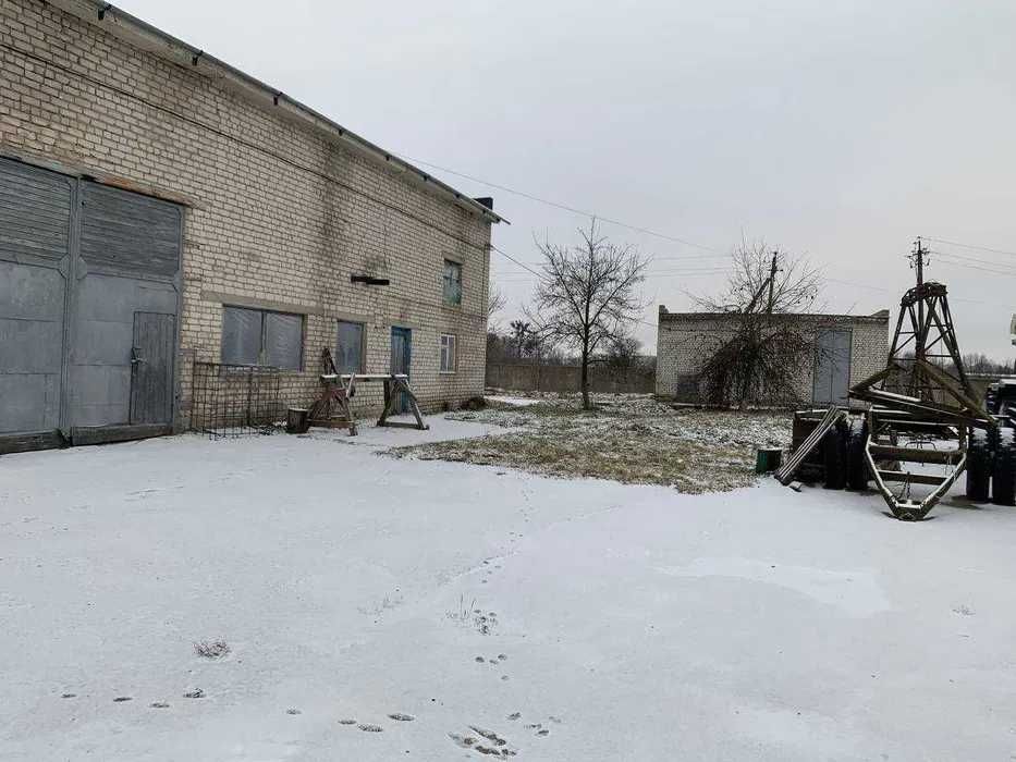 Продаж комерційної нерухомості, 0,75 га, 370 кВт