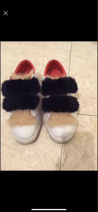 Ténis  Zara  Brancos  com  pelo