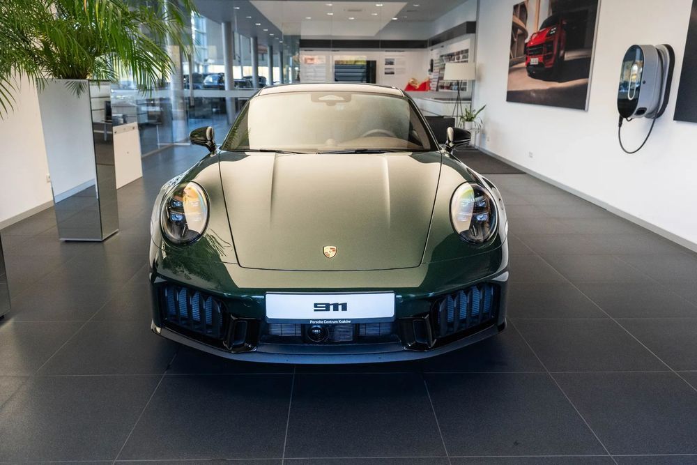 Porsche 911 51YG0P - 2026