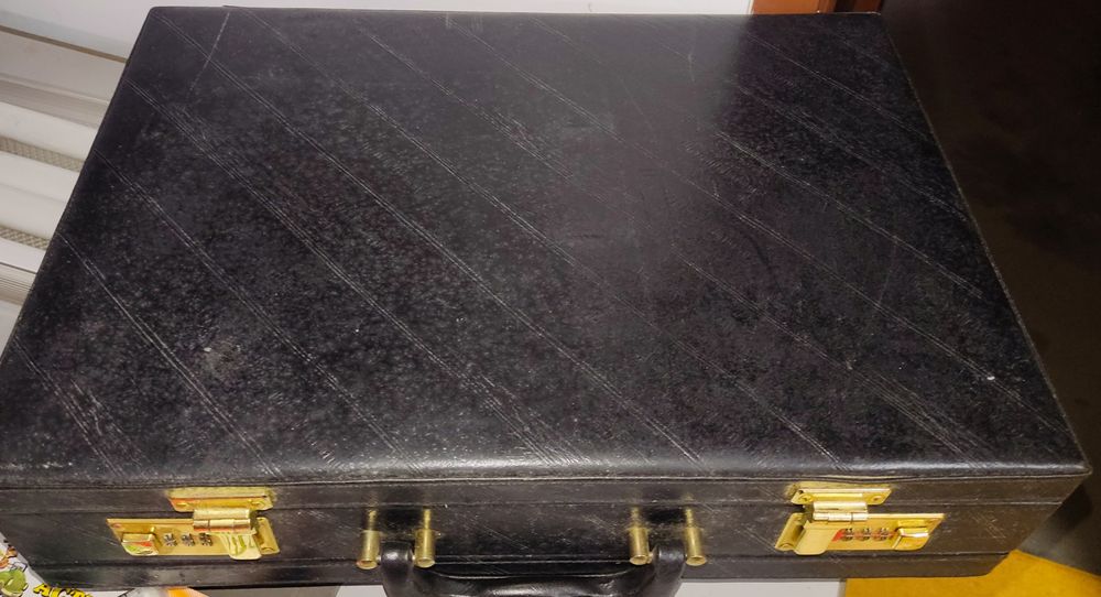 Mala para transporte de documentos com código