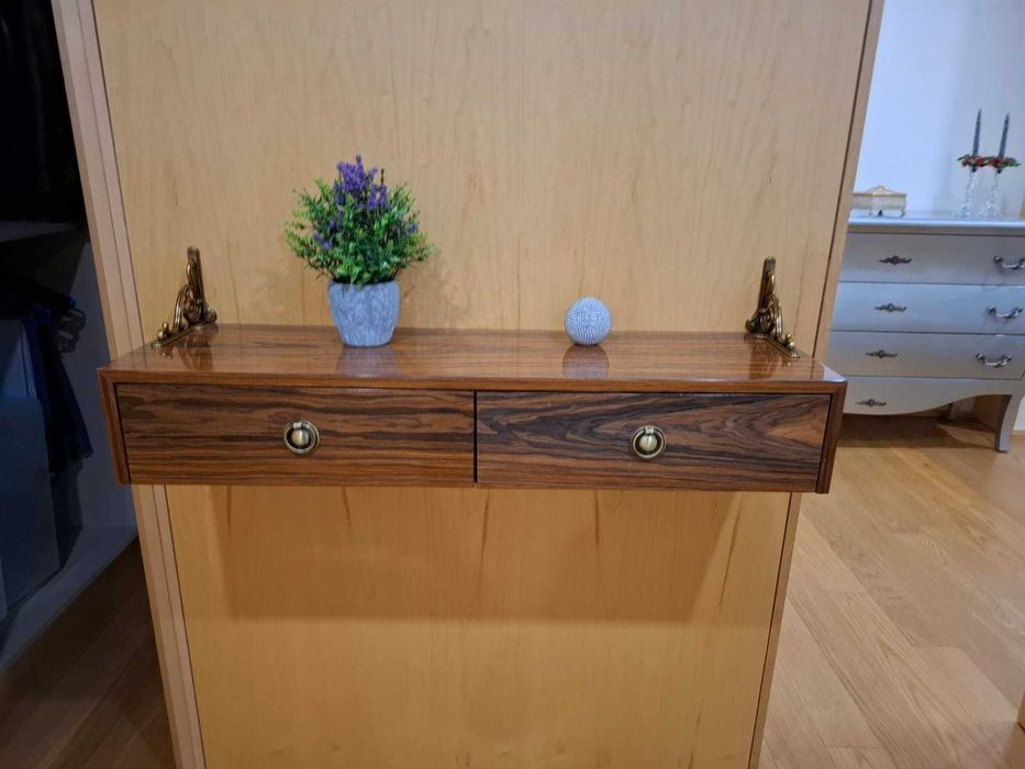 Movel em pau ferro Novo  Valor: 450€