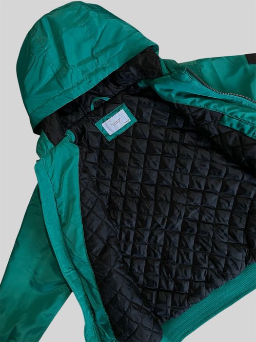 Утеплена куртка-бомбер 134 см