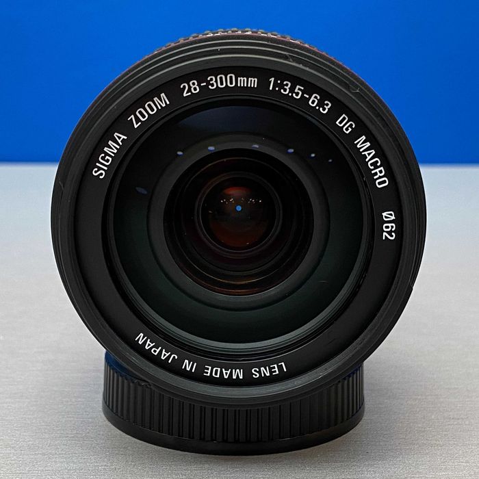 Sigma 28-300mm f/3.5-6.3 DG Macro | A-Mount