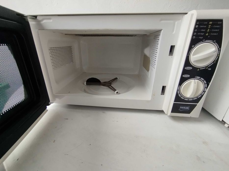 Microondas Branco