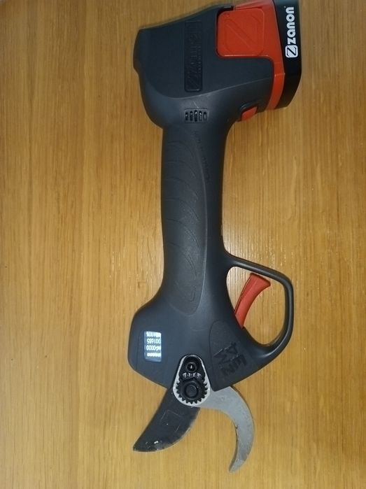 Tesoura de poda elétrica  Zanon 34