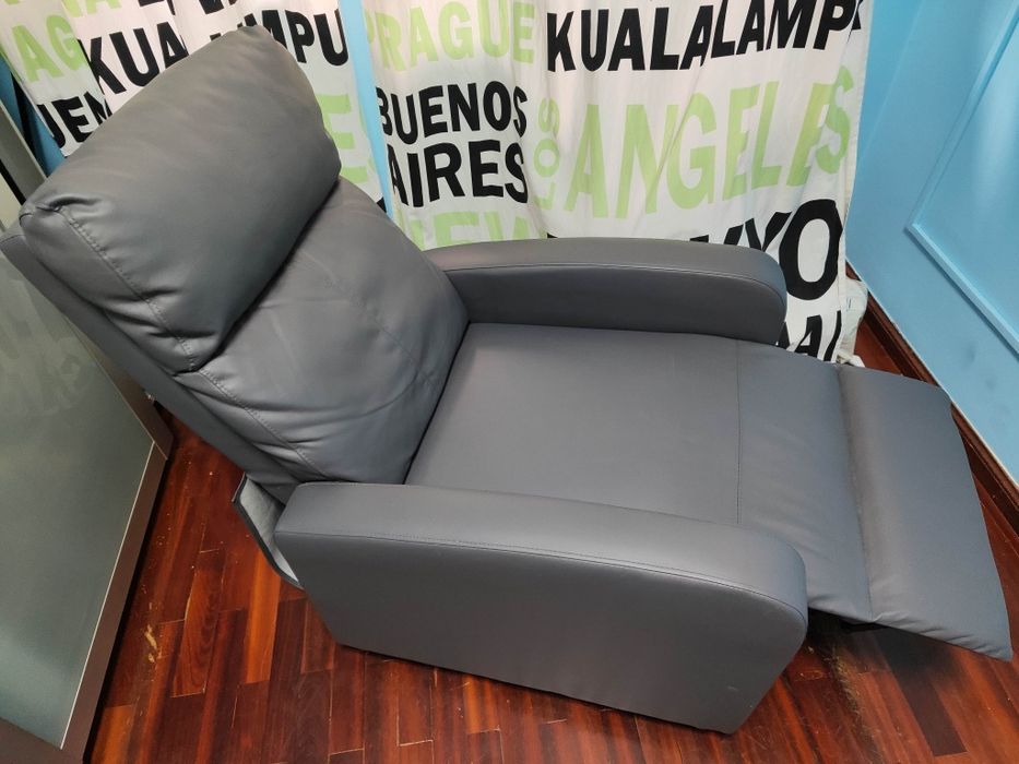 Poltrona Reclinável Manual