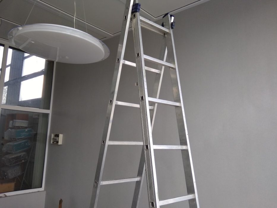 Поклейка обоев/шпалер. Шпаклевка. Укладка ламината и линолеума ...