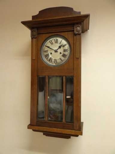 Zegar antyczny H.A.U - Film gong