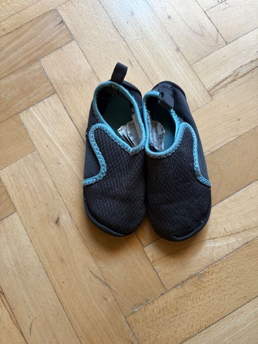 Kapcie Domyos rozmiar 25