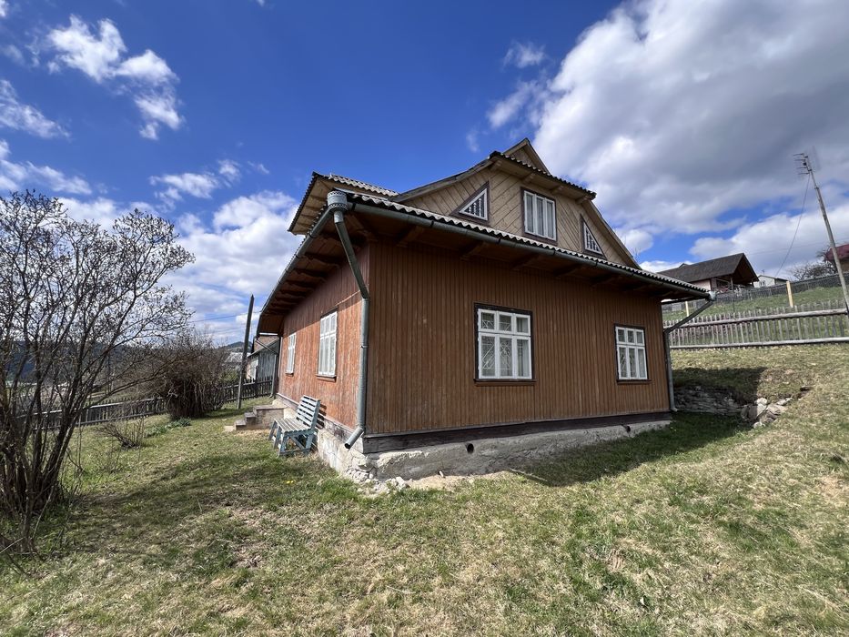 Продається 36 сотих під будівництво з хатою ціна - 99 00$
