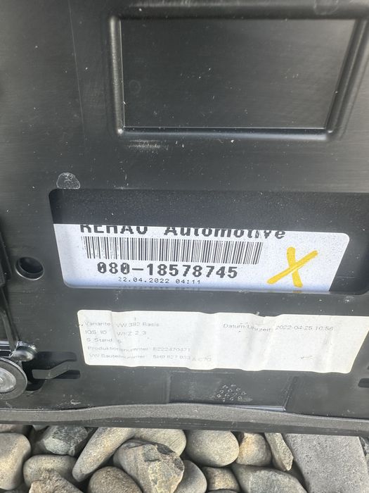 Сполер Volkswagen Golf 8