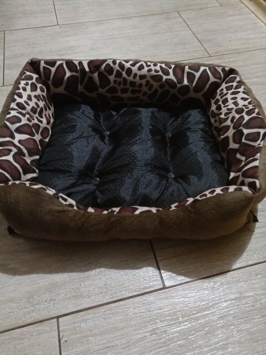 Лежанка для котика, или для маленькой собачки