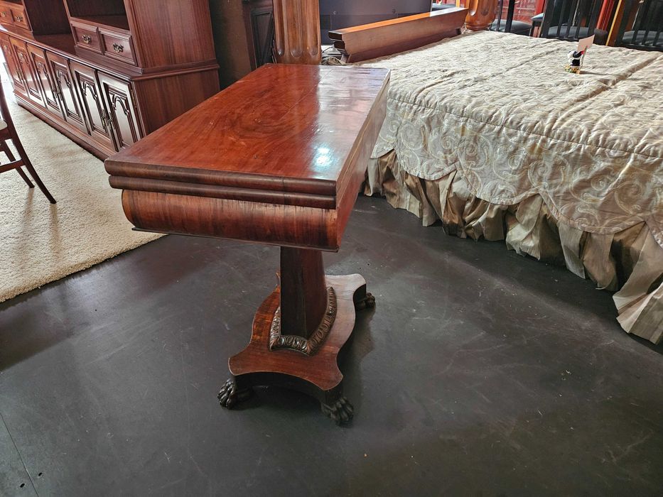 Consola antiga / Mesa de jogo - Bom estado geral