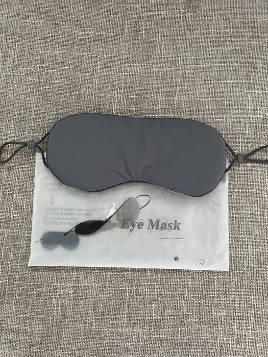 Opaska na oczy do spania z materiałem chłodzącym jedwab regulowana new