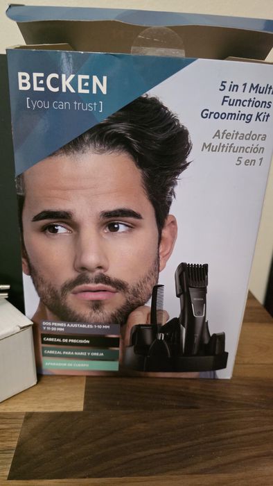 Máquina de barbear Becken