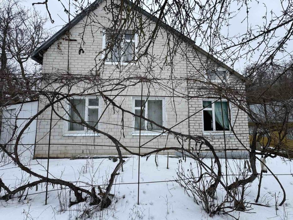 Продаж дачного будинку в селі Деньги