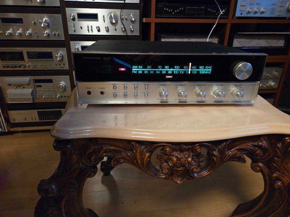 Amplituner harman-kardon model 630
